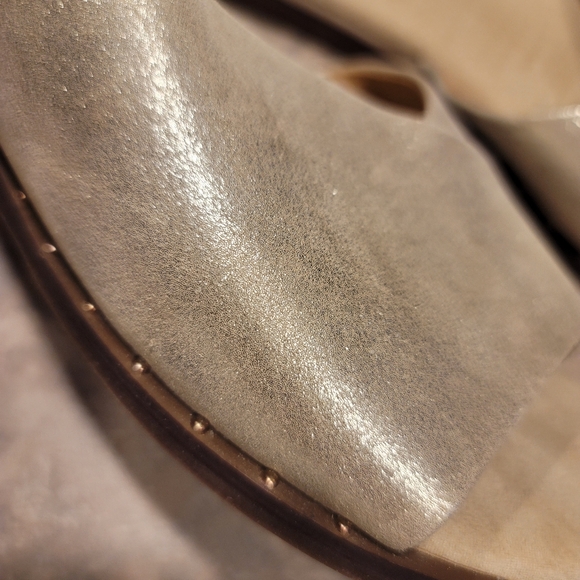 🩶Franco Sarto Riviera Slides🩶 - Picture 3 of 12